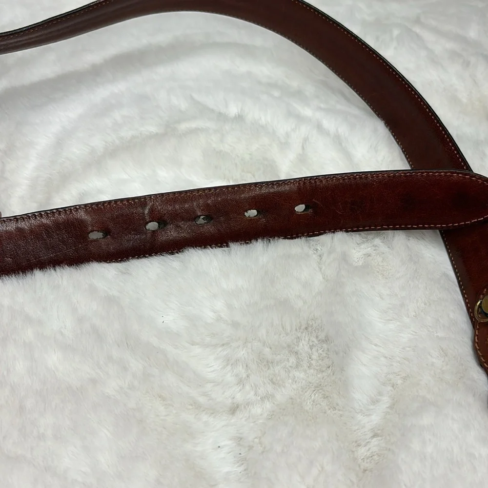 Pebbles Italy brown leather belt Sz 40